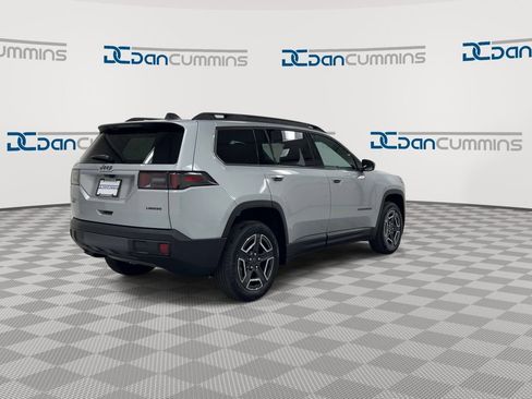 New 2026 Jeep Cherokee Laredo AWD/4WD image 8