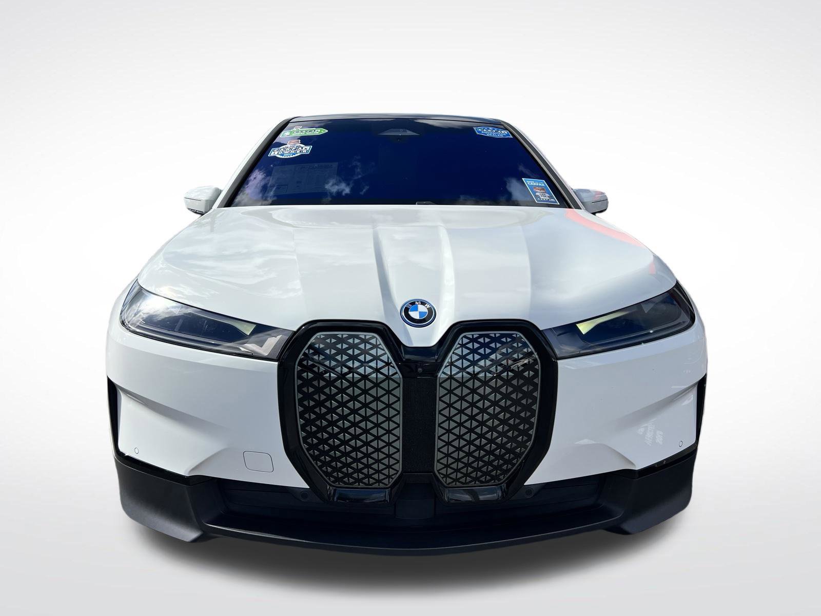 Used 2024 BMW iX xDrive50 w/ Convenience Package AWD/4WD image 2