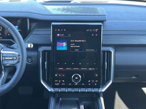 New 2026 GMC Acadia Elevation image 4