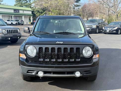 Used 2016 Jeep Patriot High Altitude FWD image 3