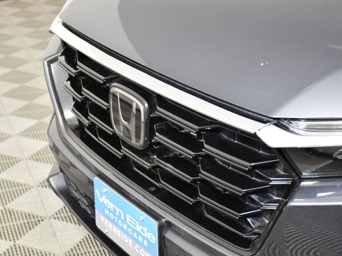 Certified 2024 Honda CR-V EX image 11