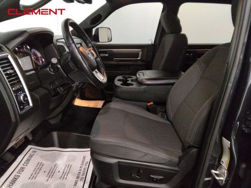 Used 2021 RAM 1500 Classic Warlock image 22