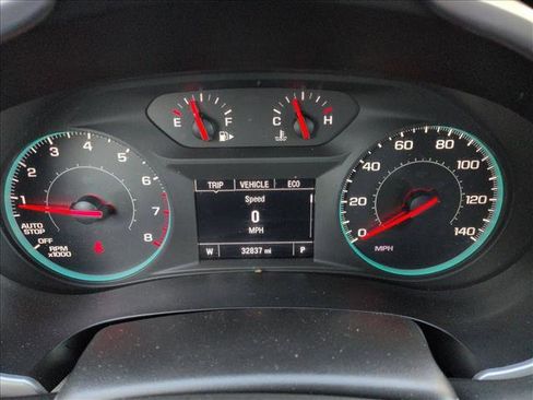 Used 2025 Chevrolet Malibu LT image 10