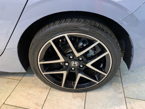 Used 2023 Honda Civic Sport Touring image 11