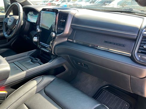 Used 2024 RAM 1500 Limited AWD/4WD image 23