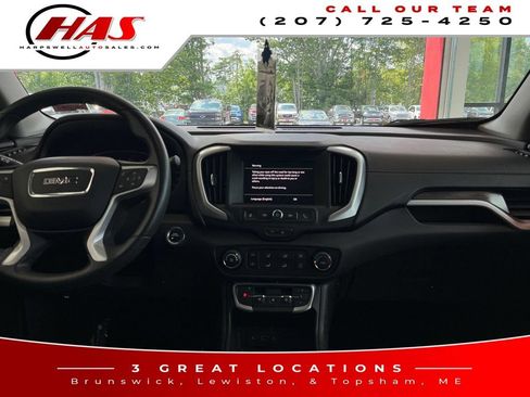 Used 2024 GMC Terrain SLE AWD/4WD image 15