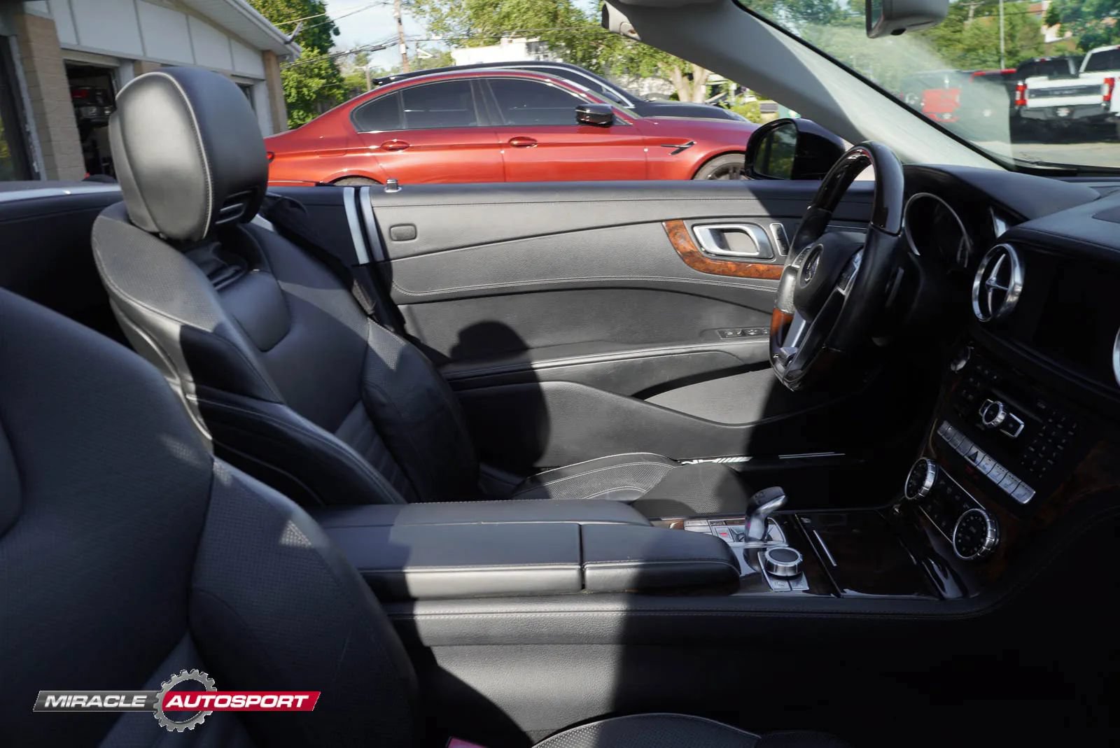 Used 2014 Mercedes-Benz SL 550 image 28