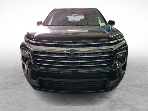 New 2026 Chevrolet Traverse LT w/ Driver Confidence Package image 3