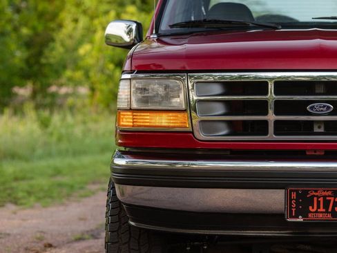 Used 1994 Ford Bronco XLT image 47