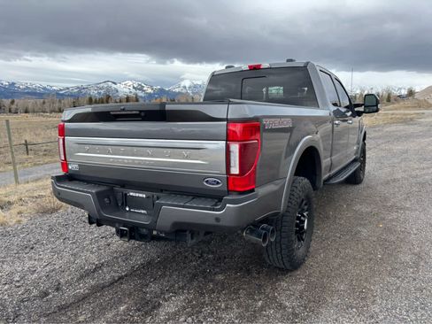 Used 2022 Ford F350 Platinum image 10