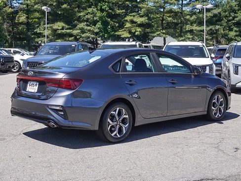 Used 2019 Kia Forte LXS FWD image 8
