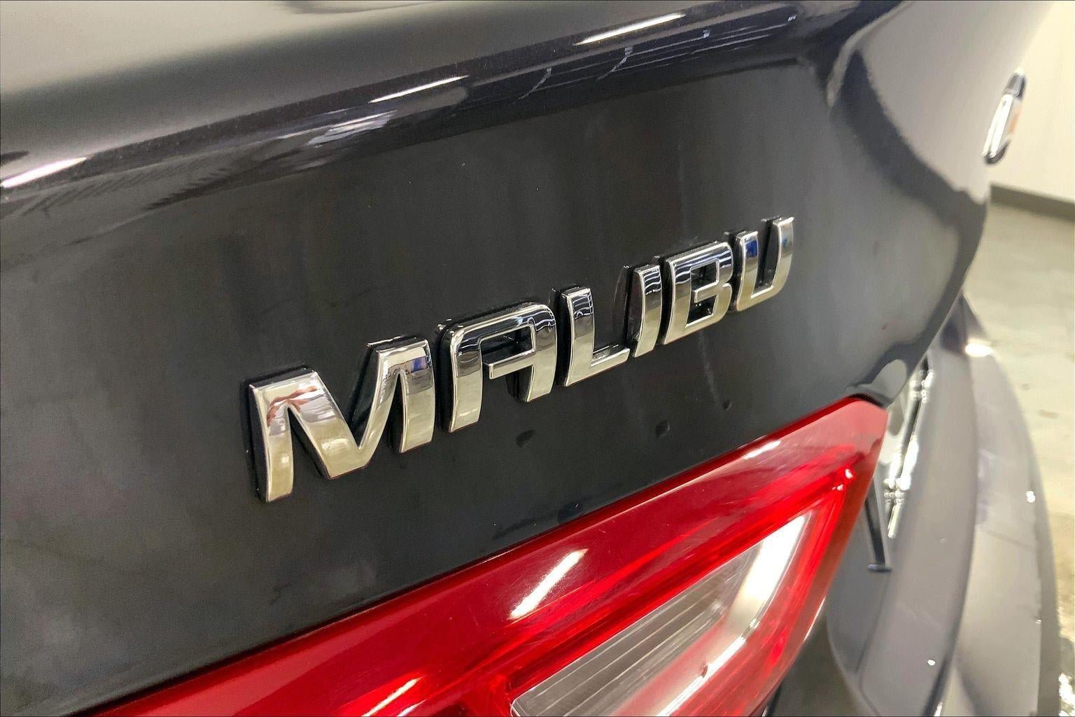 Used 2025 Chevrolet Malibu LT FWD image 8