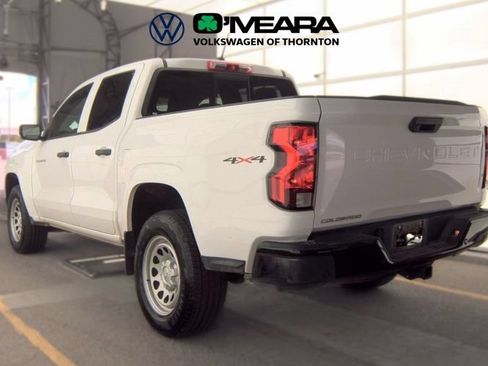 Used 2025 Chevrolet Colorado W/T w/ Advanced Trailering Package AWD/4WD image 6