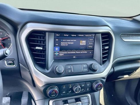 Used 2022 GMC Acadia Denali w/ Denali Ultimate Package image 12