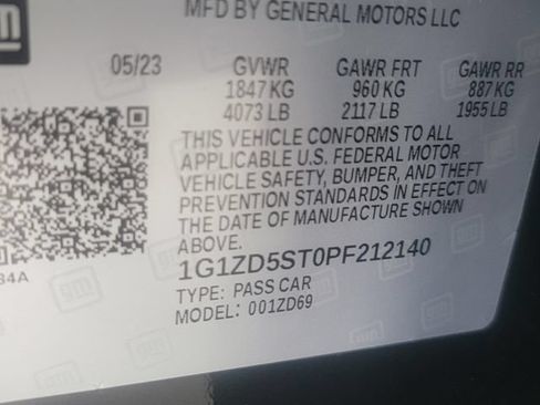 Used 2023 Chevrolet Malibu LT FWD image 32