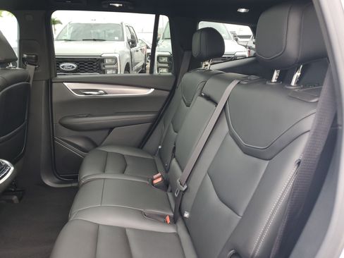 Used 2021 Cadillac XT6 Luxury image 20