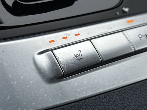 New 2026 Kia Carnival EX image 18