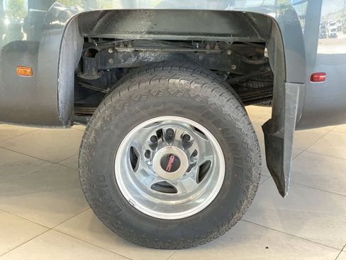 Used 2018 GMC Sierra 3500 Denali w/ Duramax Plus Package AWD/4WD image 13