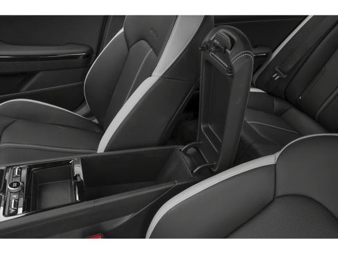 Used 2025 Kia K5 GT-Line w/ GT-Line Premium Package AWD/4WD image 9