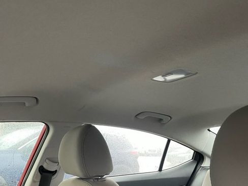 Used 2017 Hyundai Elantra SE image 8