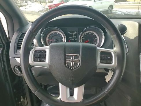 Used 2019 Dodge Grand Caravan GT image 16