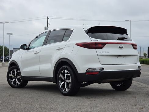 Used 2022 Kia Sportage LX AWD/4WD image 15