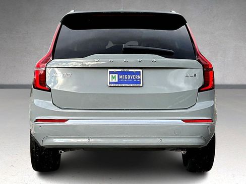 New 2026 Volvo XC90 B6 Ultra w/ Protection Package image 4