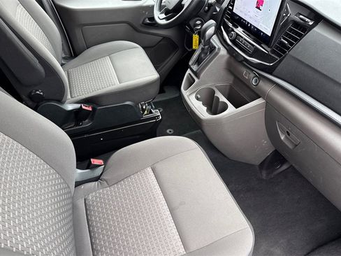 Used 2023 Ford Transit 350 XLT image 21