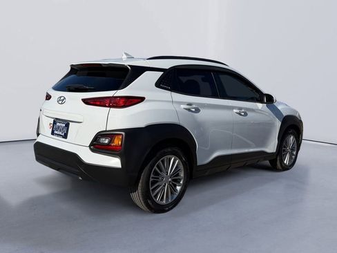 Used 2021 Hyundai Kona SEL Plus image 3