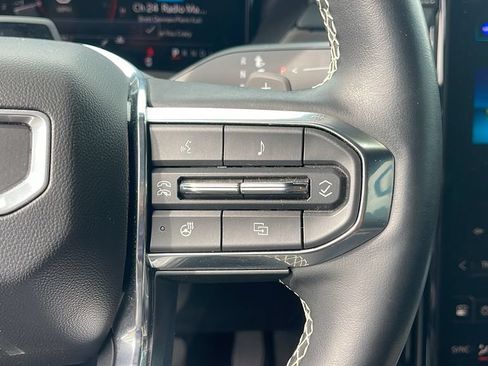 Used 2024 GMC Acadia Denali w/ Super Cruise Package FWD image 24
