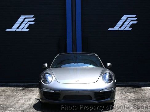 Used 2015 Porsche 911 Carrera image 9