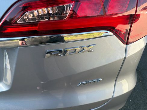 Used 2018 Acura RDX AWD image 8