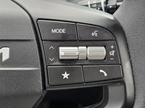 Used 2025 Kia K4 LXS image 21