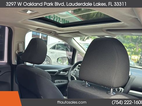Used 2016 Honda Fit EX image 27