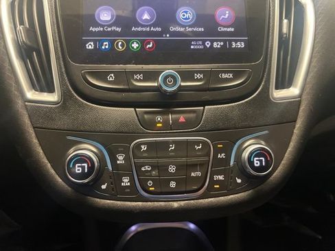 Used 2021 Chevrolet Malibu LT FWD image 21