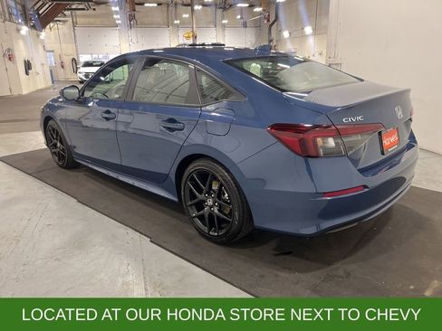 Certified 2025 Honda Civic Sport image 5