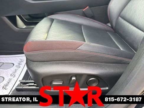 Used 2025 Chevrolet Equinox RS w/ Safety and Technology Package image 8