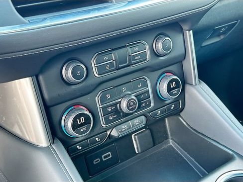 Used 2023 Chevrolet Tahoe LT w/ Luxury Package RWD image 13