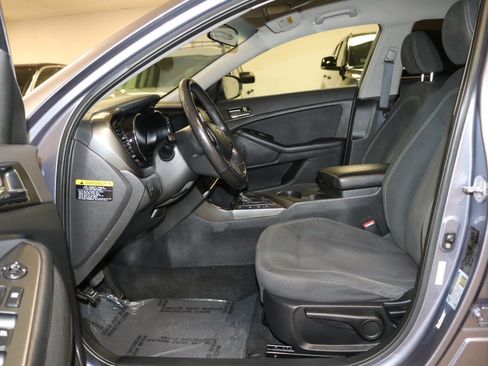 Used 2012 Kia Optima Hybrid FWD image 14