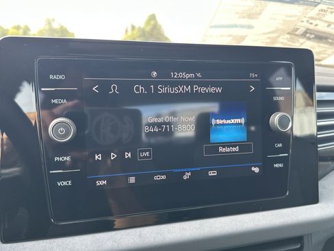 New 2025 Volkswagen Jetta SE image 19