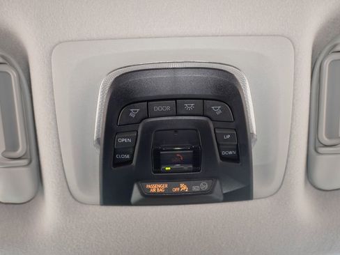 Certified 2024 Toyota Corolla Cross XLE w/ Convenience Package FWD image 20