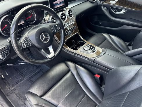 Used 2018 Mercedes-Benz C 300 Sedan image 4
