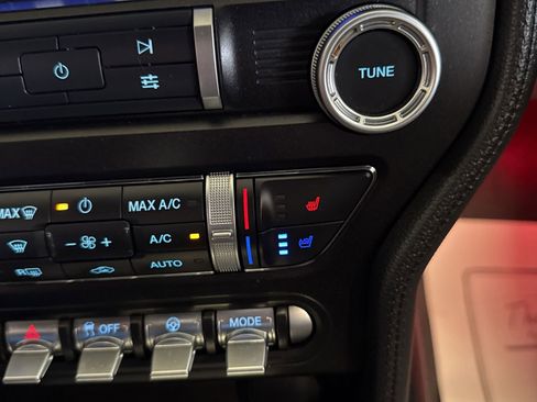 Used 2020 Ford Mustang GT Premium image 43