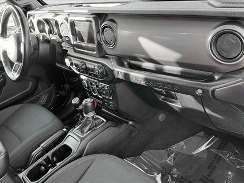 Used 2020 Jeep Wrangler Unlimited Sport image 20