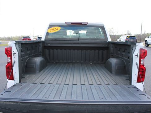 Used 2024 Chevrolet Silverado 1500 W/T w/ Trailering Package AWD/4WD image 16