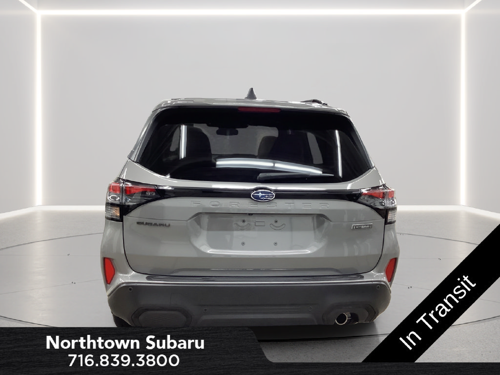 Used 2025 Subaru Forester Touring AWD/4WD image 4