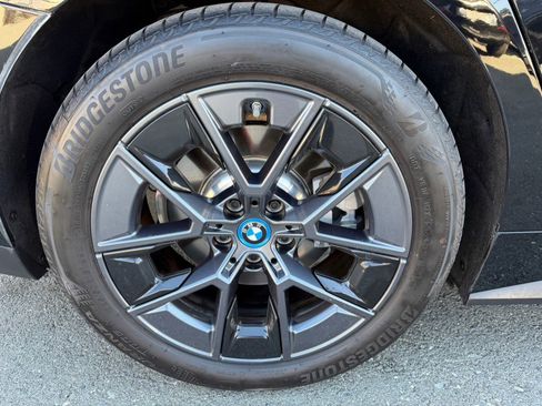 Used 2023 BMW i4 eDrive40 image 57