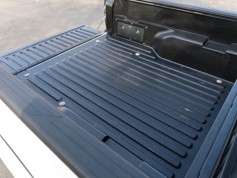 Used 2014 Toyota Tacoma PreRunner image 9