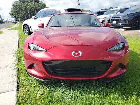 Used 2025 MAZDA MX-5 Miata RF Grand Touring RWD image 2