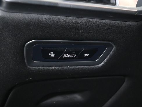 Certified 2024 BMW X7 xDrive40i w/ M Sport Package image 25